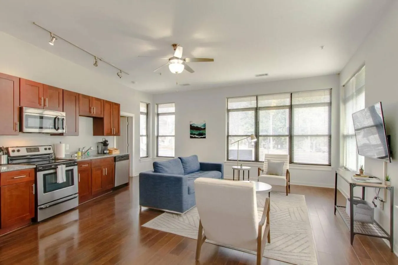 Contemporary Home Music Row Belmont Area Nashville
