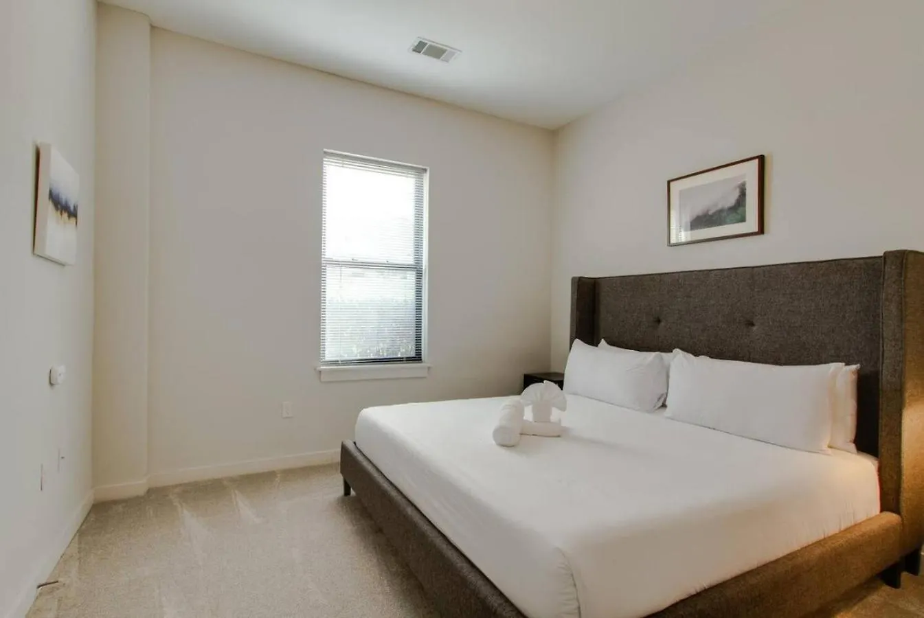 נאשוויל Contemporary Home Music Row Belmont Area ארצות הברית